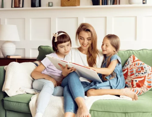 Nanny-sofa-768-x-512 Nanny-sofa-768-x-512